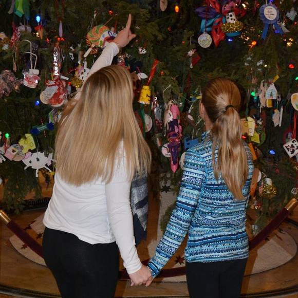 Meet your Posher, Renee - Picture 1 of 1